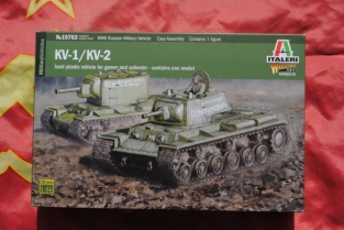 IT15763 KV-1 / KV-2 Russian Heavy Tank